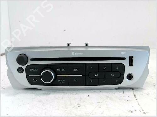 Used Radio RENAULT MEGANE III Grandtour (KZ0/1) 1.5 dCi (KZ09, KZ0D, KZ1G, KZ29, KZ14, KZ1W, KZ10, KZ1F,... (110 hp) 27291519