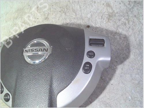 Driver airbag NISSAN QASHQAI I (J10, NJ10) 2.0 dCi All-wheel Drive | BP29890458C9