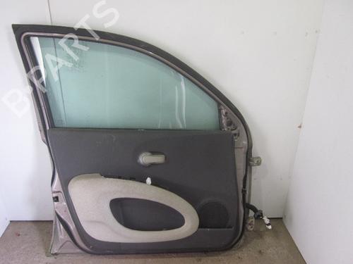 Venstre foran invendig håndtak NISSAN MICRA III (K12) 1.2 16V (65 hp) 26068498