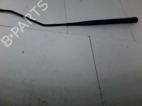 Used Front windshield wiper arm CITROËN C3 I (FC_, FN_) 1.4 HDi (68 hp) 26073532