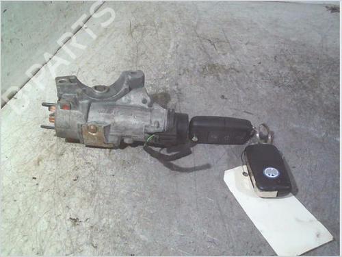 Używane Stacyjka VW POLO IV (9N_, 9A_) 1.4 TDI (80 hp) 30566273