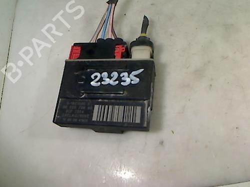 Used Electronic module PEUGEOT 308 II (LB_, LP_, LW_, LH_, L3_) 1.6 HDi 100 (99 hp) 26080611