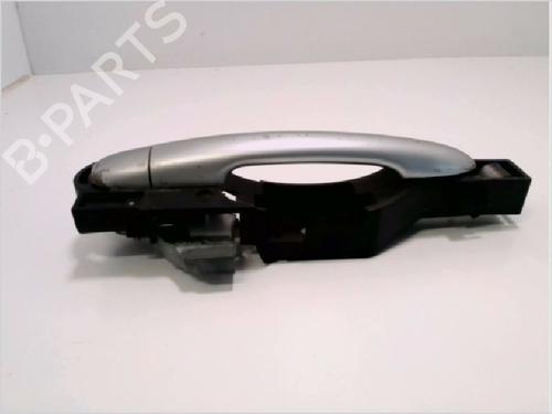 Used Front right exterior door handle RENAULT CLIO III (BR0/1, CR0/1) 1.5 dCi (BR17, CR17) (86 hp) 26116200