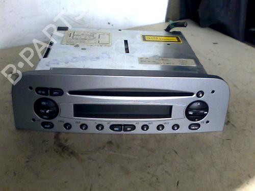 Used Radio ALFA ROMEO 147 (937_) 1.9 JTD (937.AXD1A, 937.BXD1A, 937.AXV1A, 937.BXB1A,... (115 hp) 28324635