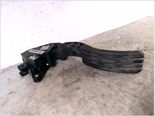 Used Pedal RENAULT MEGANE III Hatchback (BZ0/1_, B3_) 1.5 dCi (106 hp) 26104397