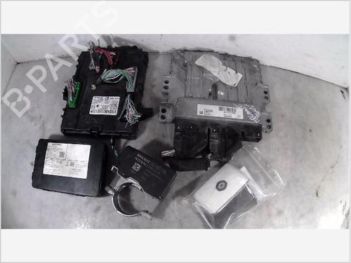 Used Engine control unit (ECU) Engine control unit (ECU) RENAULT MEGANE IV Hatchback (B9A/M/N_) 1.5 dCi 110 (B9A3) (110 hp) 33007120 33007120