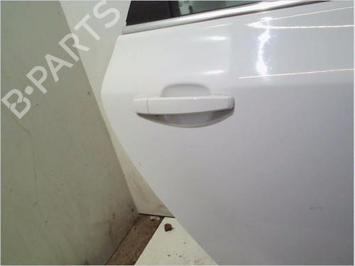 Used Rear right exterior door handle OPEL ASTRA J (P10) 1.7 CDTI (68) (125 hp) 26111897