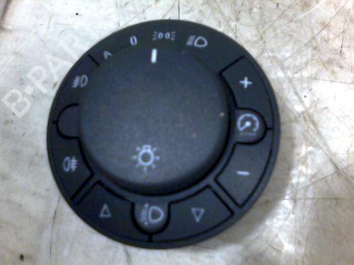 Used Headlight switch OPEL CORSA D (S07) 1.4 LPG (L08, L68) (90 hp) 26071936