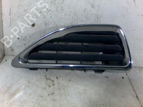 Used Grille RENAULT MEGANE I (BA0/1_) 1.6 16V (BA04, BA0B, BA11, BA1J, BA16, BA19, BA1K, BA1V,... (107 hp) 26081098