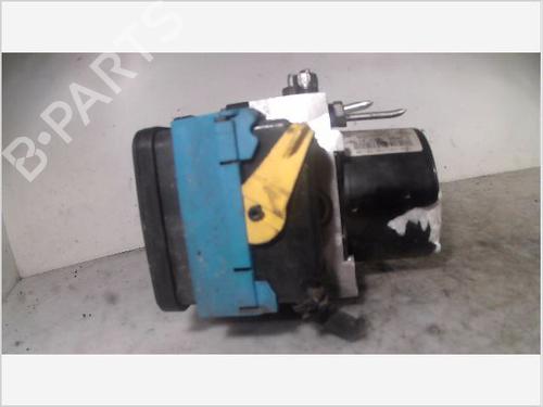 Used ABS pump RENAULT MEGANE III Hatchback (BZ0/1_, B3_) 1.6 dCi (BZ00, BZ12, BZ13) (130 hp) 26096265