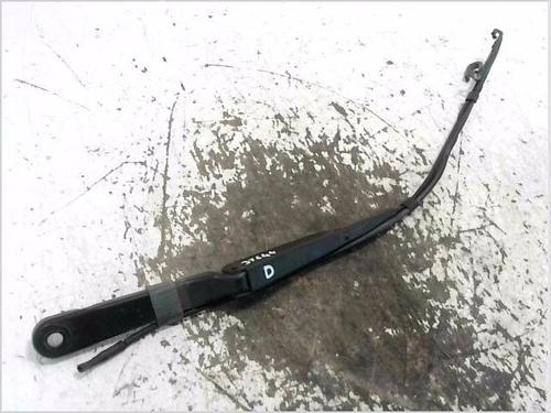 Used Front windshield wiper arm Front windshield wiper arm RENAULT MASTER II Van (FD) 2.5 dCi 100 (FD0U, FD0V, FD3U, FD3V, FD8U, FD8V) (99 hp) 35159337 35159337