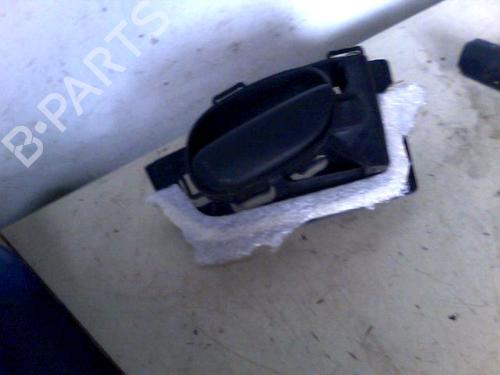 Used Front right interior door handle Front right interior door handle PEUGEOT 206 Hatchback (2A/C) 2.0 HDI 90 (90 hp) 40183617 40183617