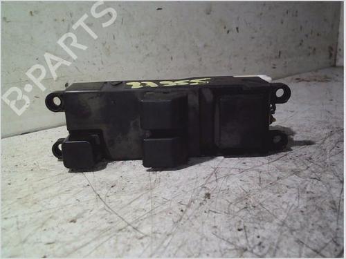 Used Switch NISSAN MICRA II (K11) 1.0 i 16V (60 hp) 26114873