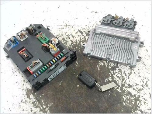 Calculateur moteur (ecu) Calculateur moteur (ecu) 37487271 37487271