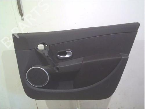 Forreste højre beklædning RENAULT CLIO III (BR0/1, CR0/1) 1.5 dCi (88 hp) 30107366