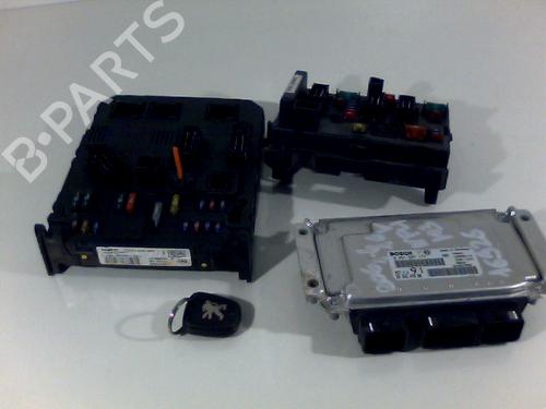 Used Engine control unit (ECU) PEUGEOT 206 Hatchback (2A/C) 1.6 16V (109 hp) 26083934