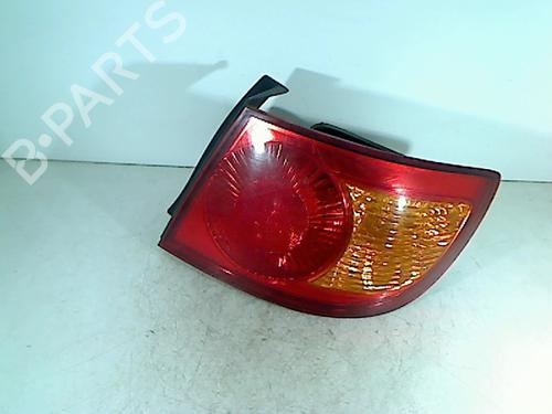 Used Right taillight HYUNDAI ELANTRA III Saloon (XD) 2.0 CRDi (113 hp) 26063278