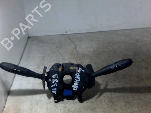 Used Steering column stalk LANCIA Y (840_) 1.2 (840AA, 840AF1A) (60 hp) 26067800