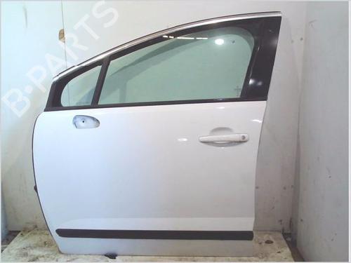 Used Left front door PEUGEOT 3008 I MPV (0U_) 1.6 HDi (114 hp) 26117656