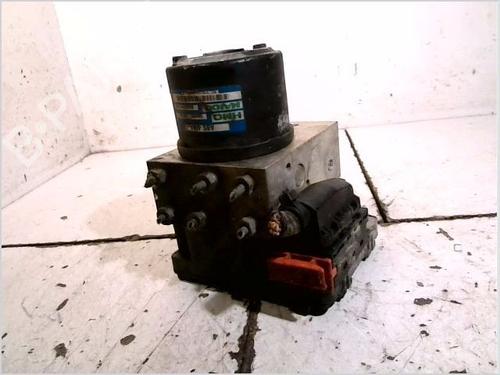 Used ABS pump HYUNDAI SANTA FÉ I (SM) 2.0 CRDi 4x4 (113 hp) 26102681