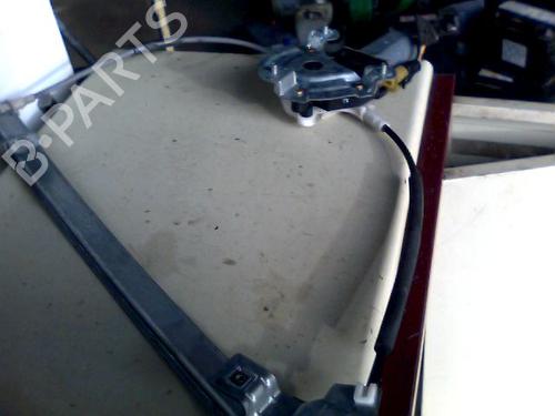 Elevador vidro frente direito Elevador vidro frente direito RENAULT MEGANE I (BA0/1_) 1.6 16V (BA04, BA0B, BA11, BA1J, BA16, BA19, BA1K, BA1V,... (107 hp) 34243962 34243962