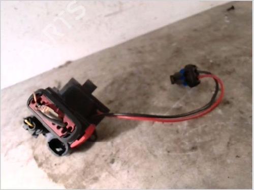 Used Heater resistor RENAULT CLIO II (BB_, CB_) 1.4 (B/CB0C, B/CB0S) (75 hp) 26105308
