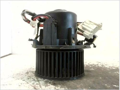 Used Heater blower motor Heater blower motor RENAULT MASTER II Van (FD) 2.5 dCi 100 (FD0U, FD0V, FD3U, FD3V, FD8U, FD8V) (99 hp) 35752127 35752127