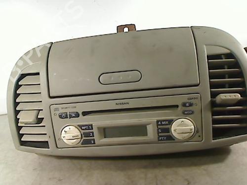 Used Radio NISSAN MICRA III (K12) 1.2 16V (65 hp) 26086439