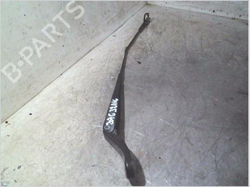 Used Front windshield wiper arm Front windshield wiper arm 36966055 36966055