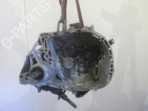 Caja de cambios RENAULT CLIO II (BB_, CB_) 1.5 dCi (B/CB07) (65 hp) 26067245