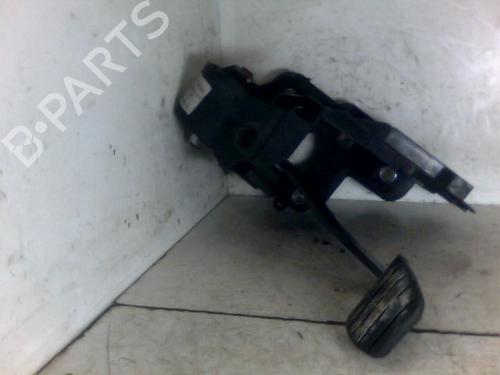 Pedale freno RENAULT MASTER III Van (FV) 2.3 dCi 130 FWD (FV0M, FV0Y, FV0J, FV02, FV03) (130 hp) 29482756