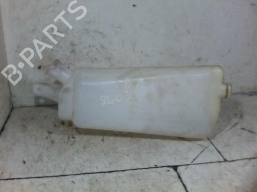 Used Windscreen washer tank RENAULT CLIO III (BR0/1, CR0/1) 1.5 dCi (75 hp) 26095561