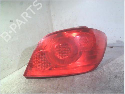 Used Right taillight PEUGEOT 307 (3A/C) 2.0 HDi 90 (90 hp) 32206066