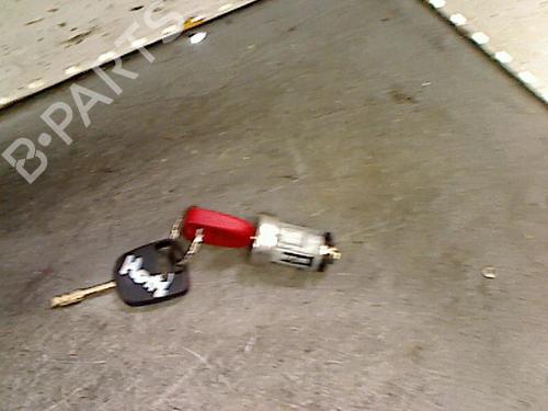 Used Ignition barrel FORD MONDEO II Turnier (BNP) 1.8 TD (90 hp) 28970920