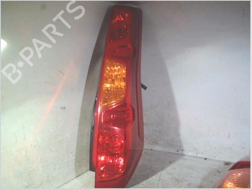 Feu arrière droit NISSAN X-TRAIL II (T31) 2.0 dCi 4x4 (150 hp) 32093473