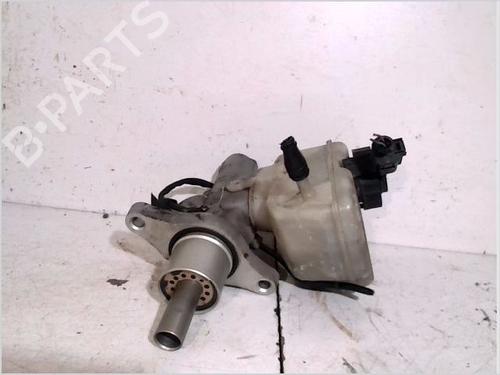 Used Brake master cylinder VW GOLF PLUS V (5M1, 521) 1.9 TDI (105 hp) 26097201