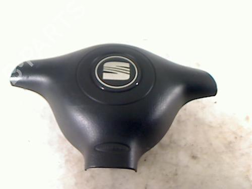 Used Driver airbag SEAT LEON (1M1) 1.6 16 V (105 hp) 29889956