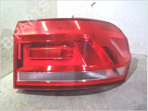 Used Right taillight Right taillight VW TOURAN (5T1) 1.6 TDI (115 hp) 36339658 36339658