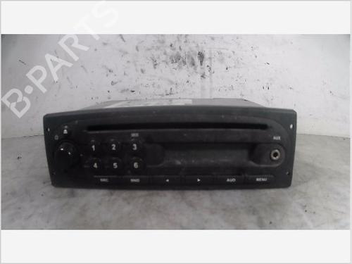 Used Radio RENAULT TWINGO II (CN0_) 1.5 dCi 75 (75 hp) 26099418