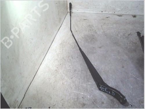 Used Front windshield wiper arm Front windshield wiper arm PEUGEOT 208 I (CA_, CC_) 1.2 VTI 82 (82 hp) 35793419 35793419