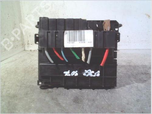 Fuse box PEUGEOT 307 (3A/C) 1.6 HDi 110 | BP28424147E1