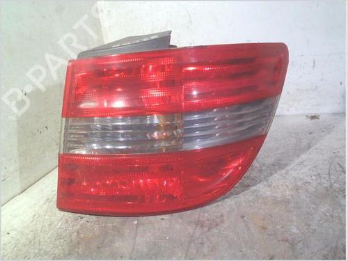Used Right taillight MERCEDES-BENZ B-CLASS Sports Tourer (W245) B 180 CDI (245.207) (109 hp) 31333768