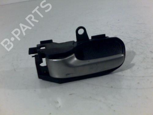 Used Front left interior door handle TOYOTA YARIS (_P1_) 1.4 D-4D (NLP10_, NLP10R) (75 hp) 29472309