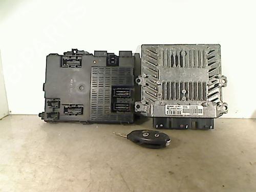 engine-control-unit-ecu-renault-megane-iii-hatchback-bz01_-b3_-2008-30664921 main image