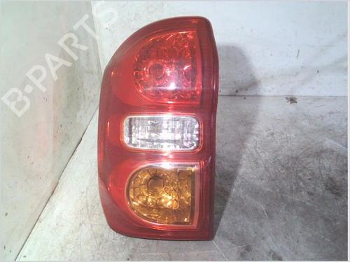 Used Left taillight Left taillight TOYOTA RAV 4 II (_A2_) 2.0 D 4WD (CLA20_, CLA21_, CLA20R, CLA21R) (116 hp) 33619039 33619039