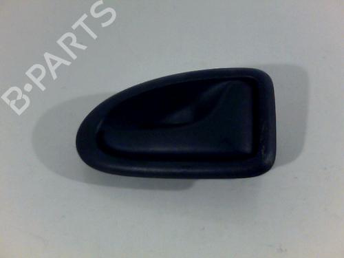 Used Front right interior door handle RENAULT CLIO II (BB_, CB_) 1.2 (BB0A, BB0F, BB10, BB1K, BB28, BB2D, BB2H, CB0A,... (58 hp) 26061698