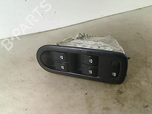 Used Switch RENAULT SCÉNIC II (JM0/1_) 1.9 dCi (JM0G, JM12, JM1G, JM2C) (120 hp) 26067893