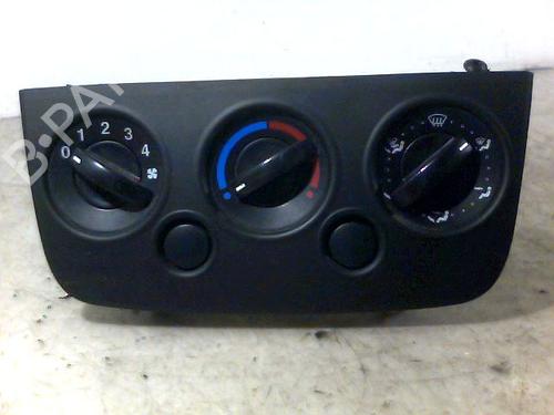 Used Climate control FORD FIESTA V (JH_, JD_) 1.4 TDCi (68 hp) 26068234