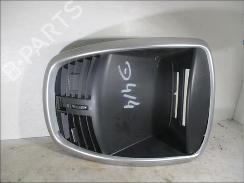 Mittelkonsole PEUGEOT 206+ (2L_, 2M_) 1.4 HDi eco 70 (68 hp) 26092595