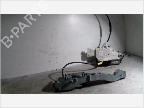 Used Front left lock PEUGEOT 1007 (KM_) 1.6 16V (109 hp) 26107418